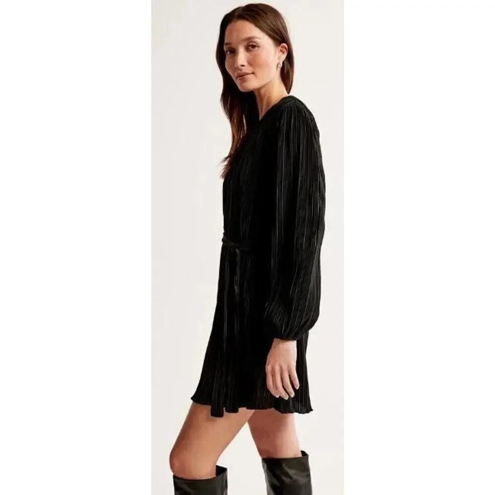 Abercrombie & Fitch Satin Plisse Easy Mini Dress Black - M Petite - Picture 3 of 4